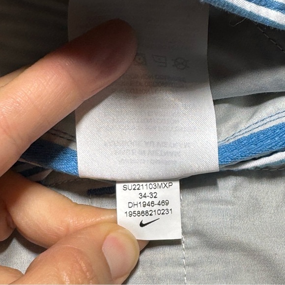 Nike Men DriFit Striped Golf Pants size 34 Seersucker Blue Pinstriped Preppy - Picture 11 of 11
